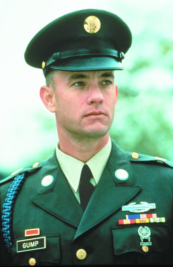 送钱宝 美媒: 西点军校取消为“阿甘”颁奖